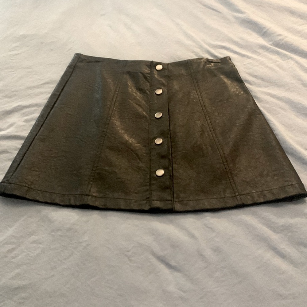 Forever 21 Faux Leather Button Front Mini Skirt, Size Small, Black